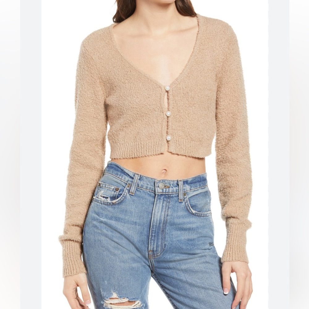 Lotte cropped cardigan in Sand